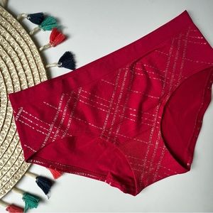 Victoria's Secret Seamless & Foil Lace Hiphugger Red Lacquer Logo Plaid M NEW